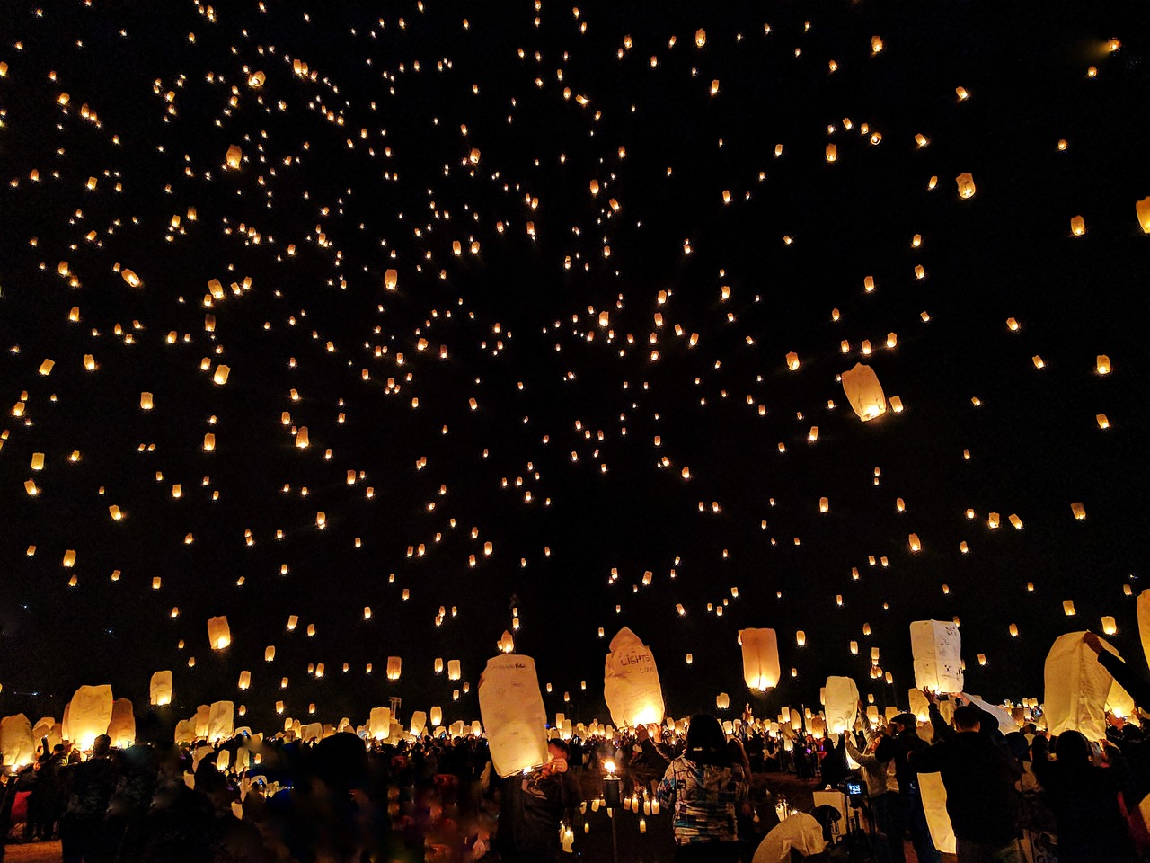 Cultura el festival de las linternas es una celebracion de luz y tradicion 1