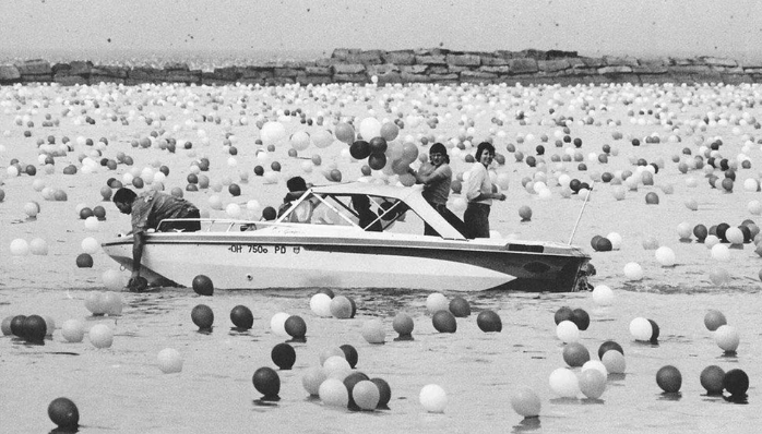 Curiosidades el lanzamiento de millon y medio de globos 3