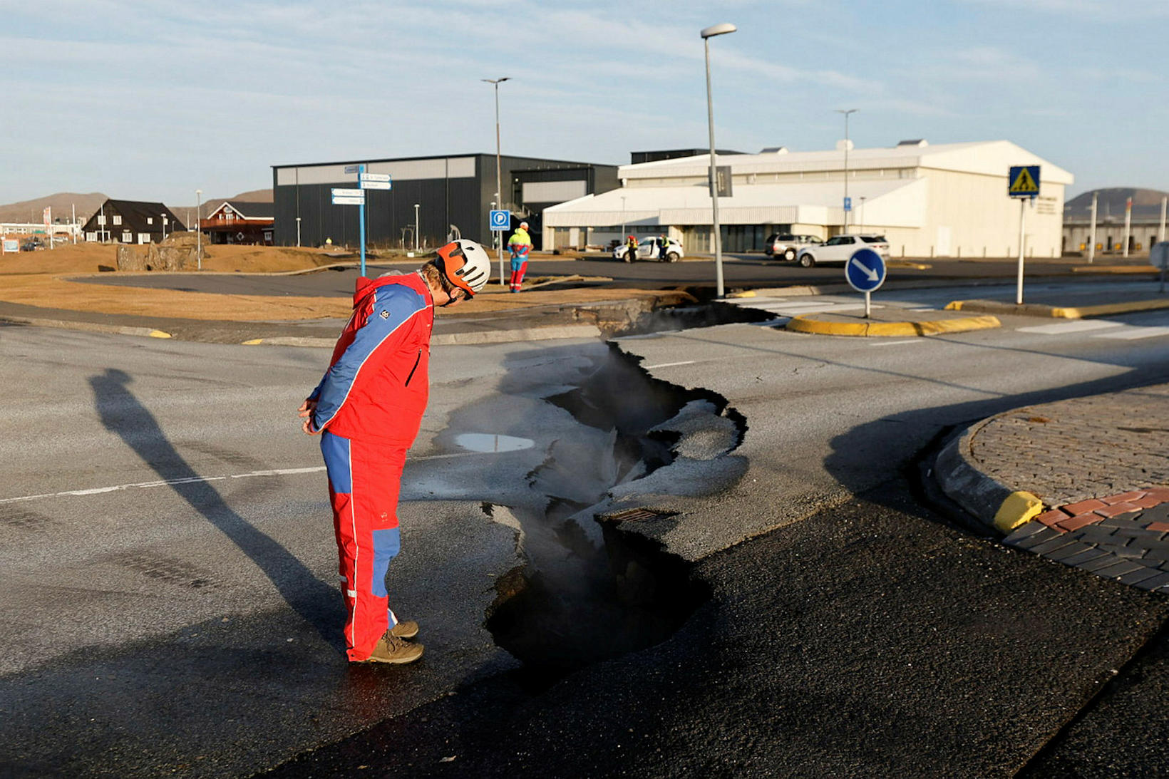 Naturaleza el pueblo de islandia que se hunde 3