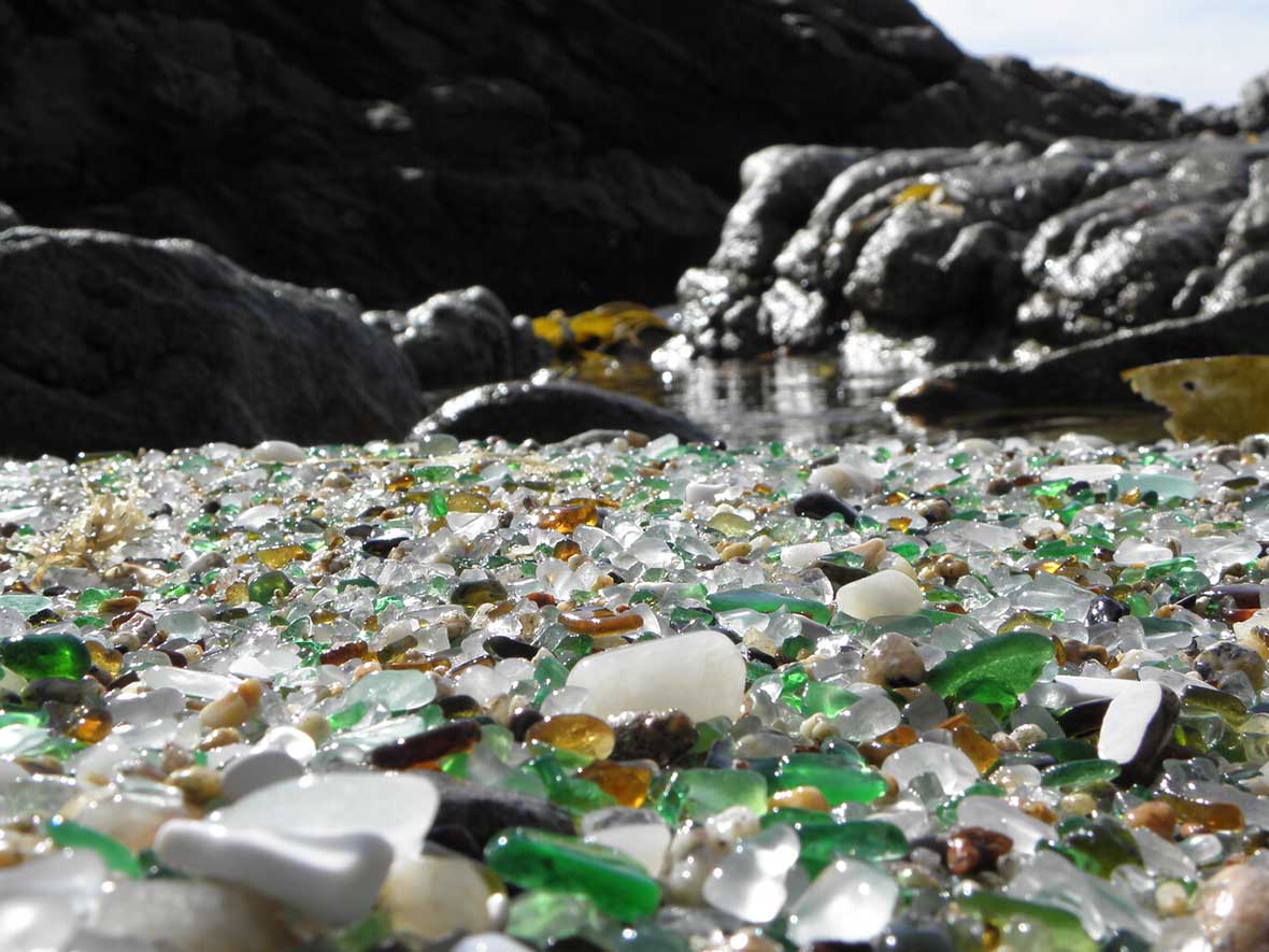 Curiosidades la playa de los cristales 1