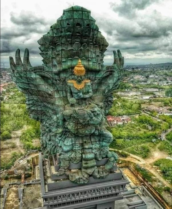 La estatua de Vishnu más grande del mundo… en un país de mayoría islámica