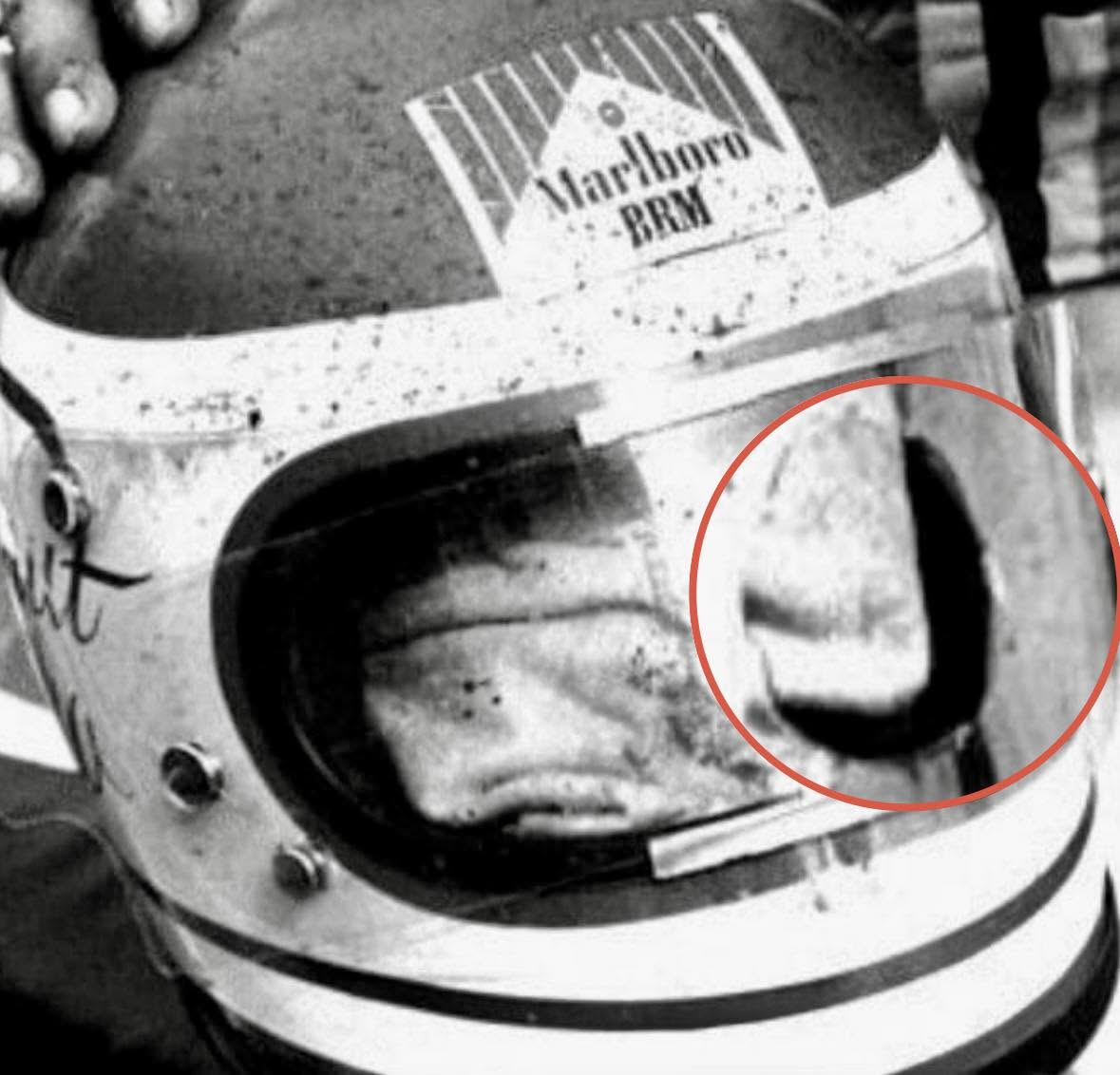 La historia de Helmut Marko es un relato de valentía y tragedia en el mundo del automovilismo, un recordatorio de que en un instante, todo puede camb...