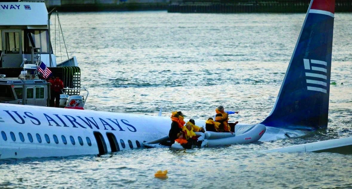 Quince años después, estas tres imágenes siguen contando la historia más impactante de la aviación moderna