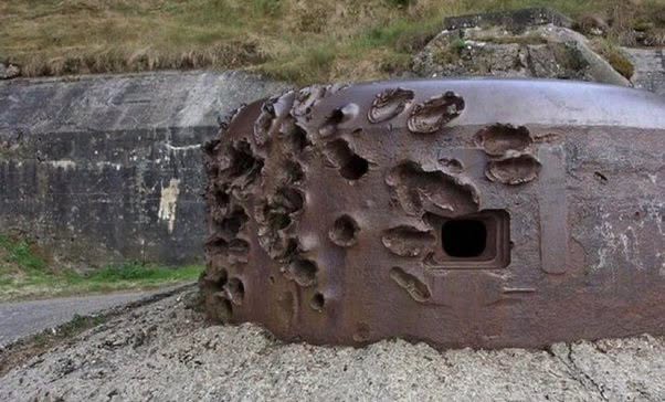 Esta es una antigua fortificación alemana en Bretaña, Francia