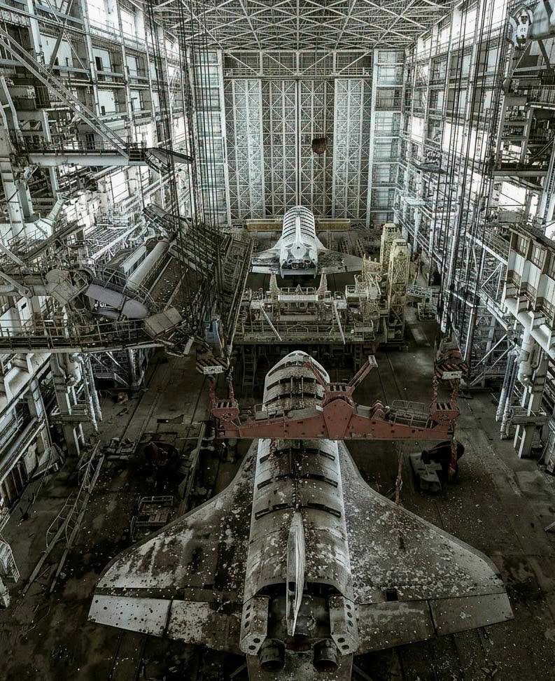 Impresionante imagen de las reliquias reales del Programa Buran, el proyecto aeroespacial más ambicioso, costoso y complejo en la historia de la Uni?...