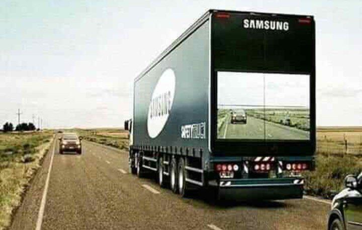 Samsung: Camiones que muestran el camino para adelantar con seguridad