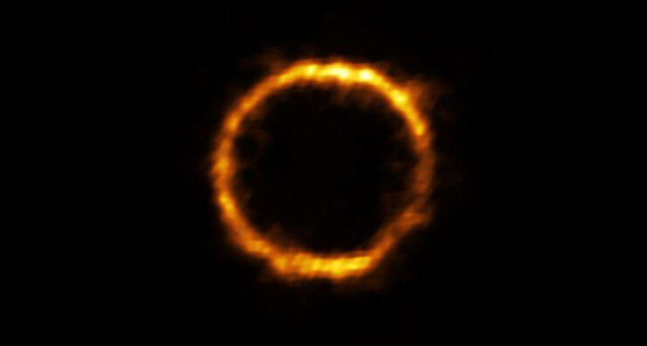 Descubren la galaxia más lejana similar a la Vía Láctea, desafiando teorías cósmicas