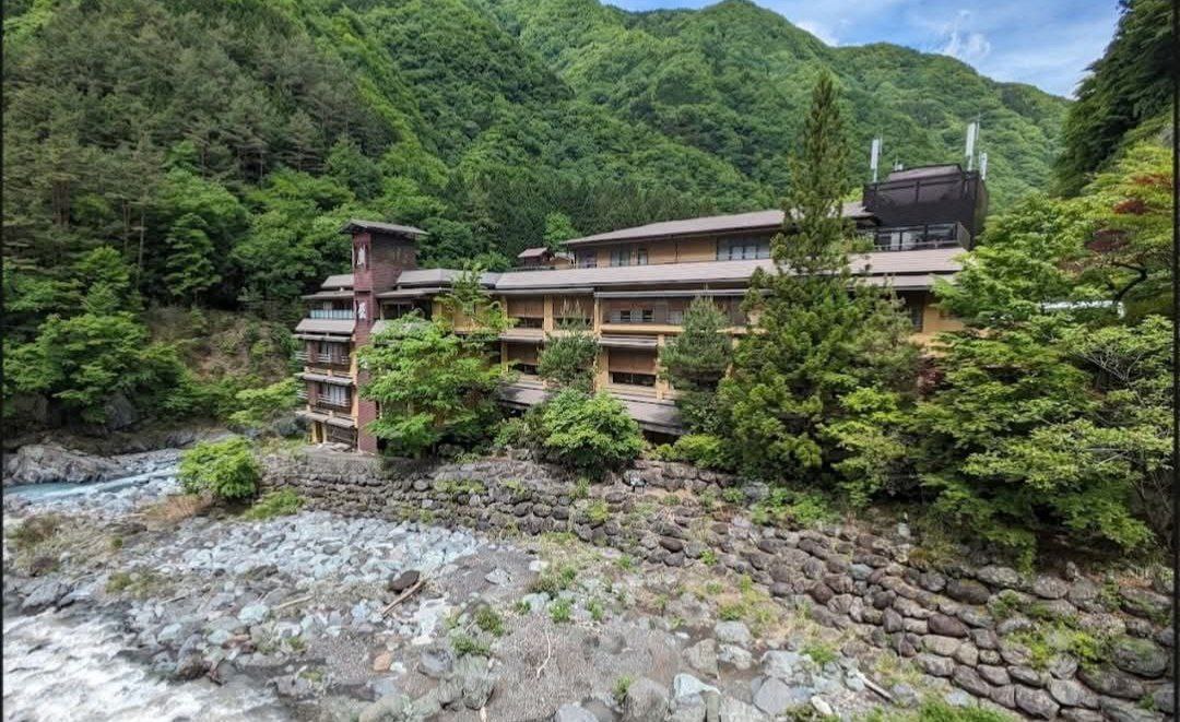 Nishiyama Onsen Keiunkan: El hotel más antiguo del mundo, operado por 52 generaciones durante 1300 años
