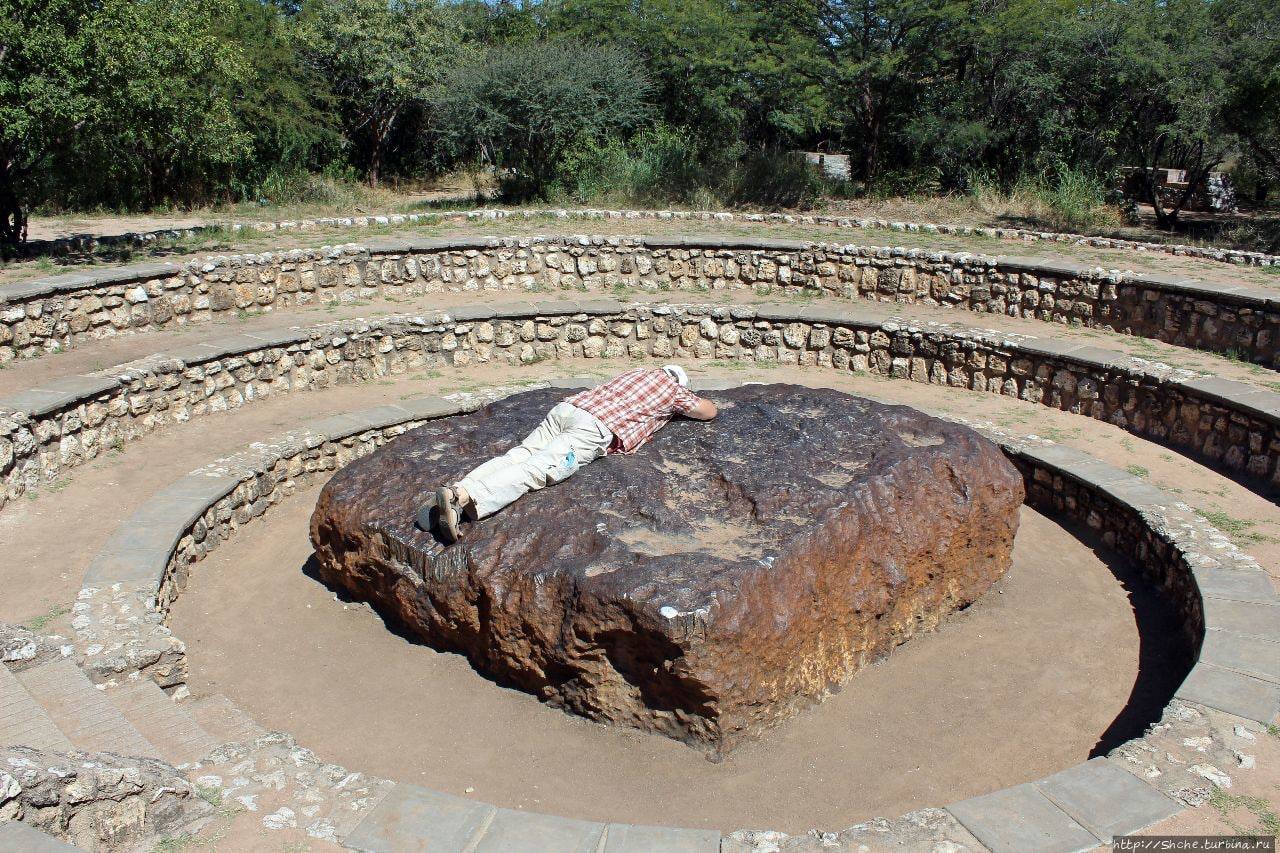 El meteorito Hoba: el gigante de hierro de 60 toneladas que cayó en Namibia hace 80.000 años